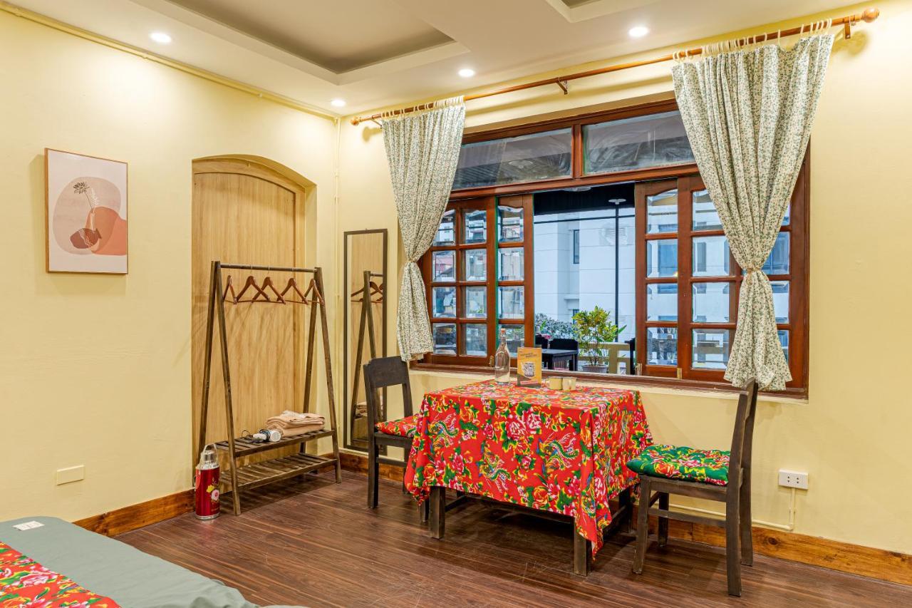 Hanoi Retro 80S Homestay Exterior photo
